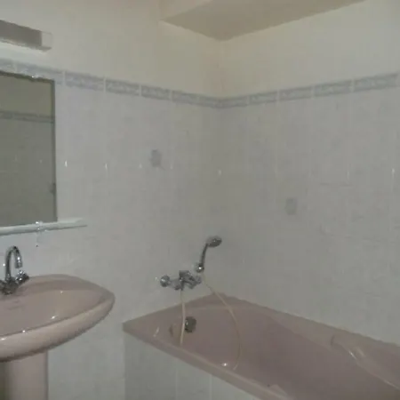 Lou Filadour Rez De Chaussee 5 Personnes Apartment *
